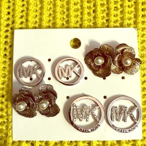 Earrings/SOLD!!!!!!